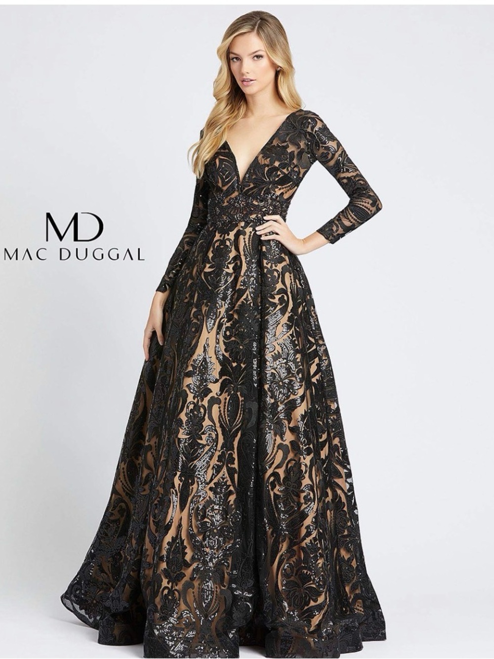 🩶🪩 Mac Duggal Black Lace Overlay on Nude Ball Gown NWT Size 6 🪩🩶